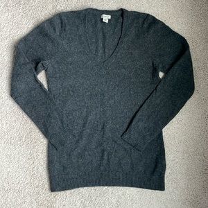 LL Bean 100% Cashmere V-Neck Gray Sweater